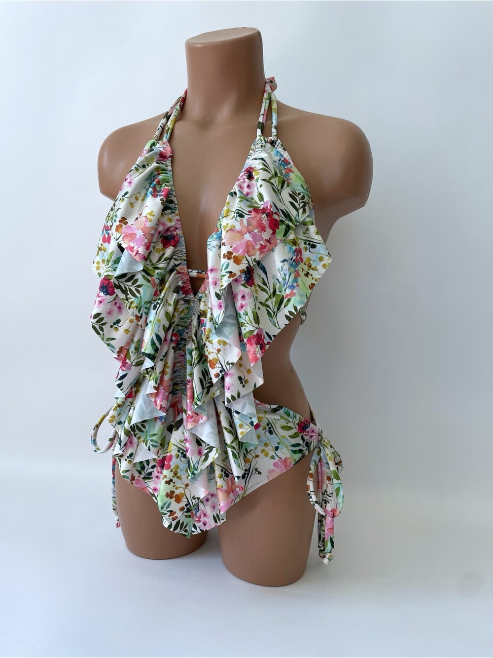 Ruffled Floral Halter One-Piece Swimsuit - Pink & Green - Picture 15 of 17
